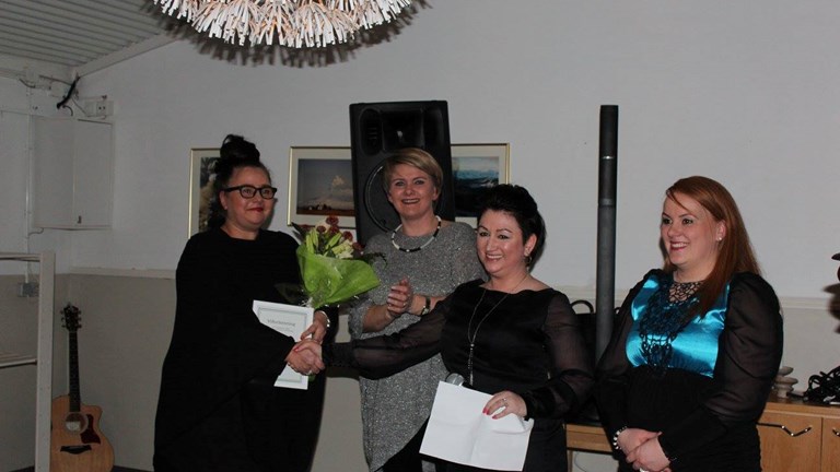 Viðurkenningar og Árshátíð